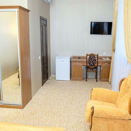Hotel Оздоровчий Комплекс Гайки Заїзд Провулок Сухий Яр 12 Żytomierz Zewnętrze zdjęcie