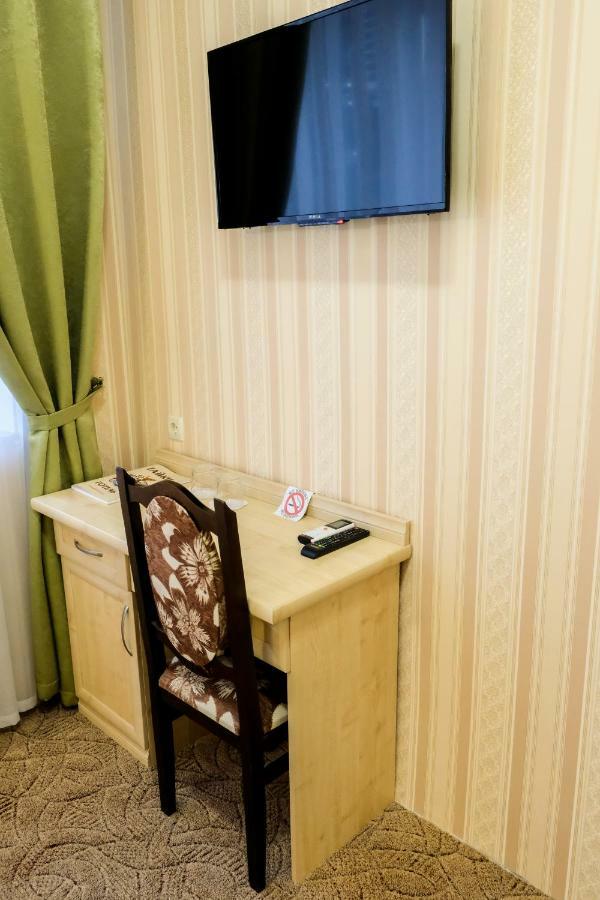 Hotel Оздоровчий Комплекс Гайки Заїзд Провулок Сухий Яр 12 Żytomierz Zewnętrze zdjęcie