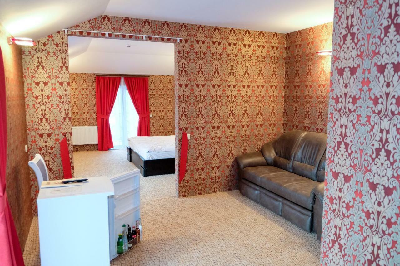 Hotel Оздоровчий Комплекс Гайки Заїзд Провулок Сухий Яр 12 Żytomierz Zewnętrze zdjęcie