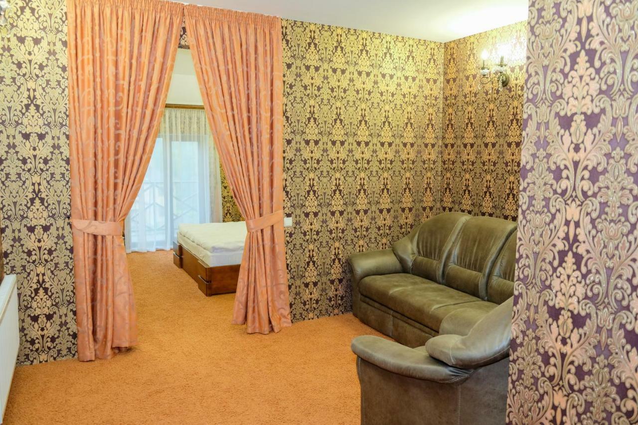 Hotel Оздоровчий Комплекс Гайки Заїзд Провулок Сухий Яр 12 Żytomierz Zewnętrze zdjęcie