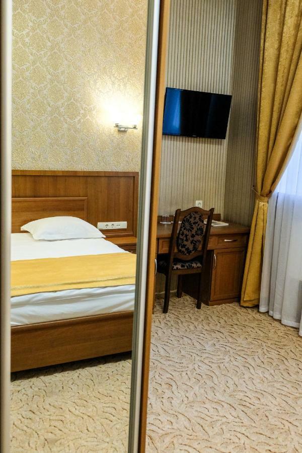 Hotel Оздоровчий Комплекс Гайки Заїзд Провулок Сухий Яр 12 Żytomierz Zewnętrze zdjęcie