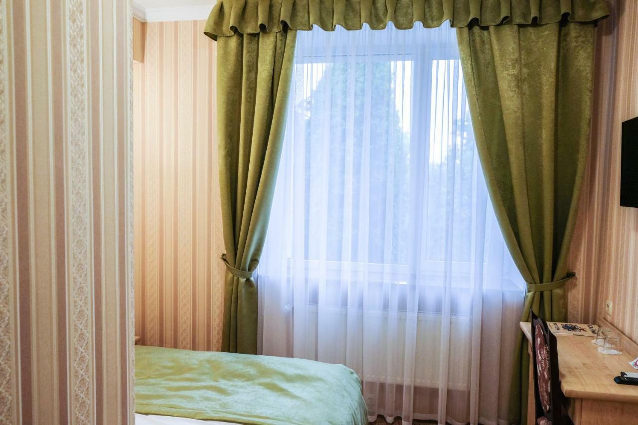Hotel Оздоровчий Комплекс Гайки Заїзд Провулок Сухий Яр 12 Żytomierz Zewnętrze zdjęcie